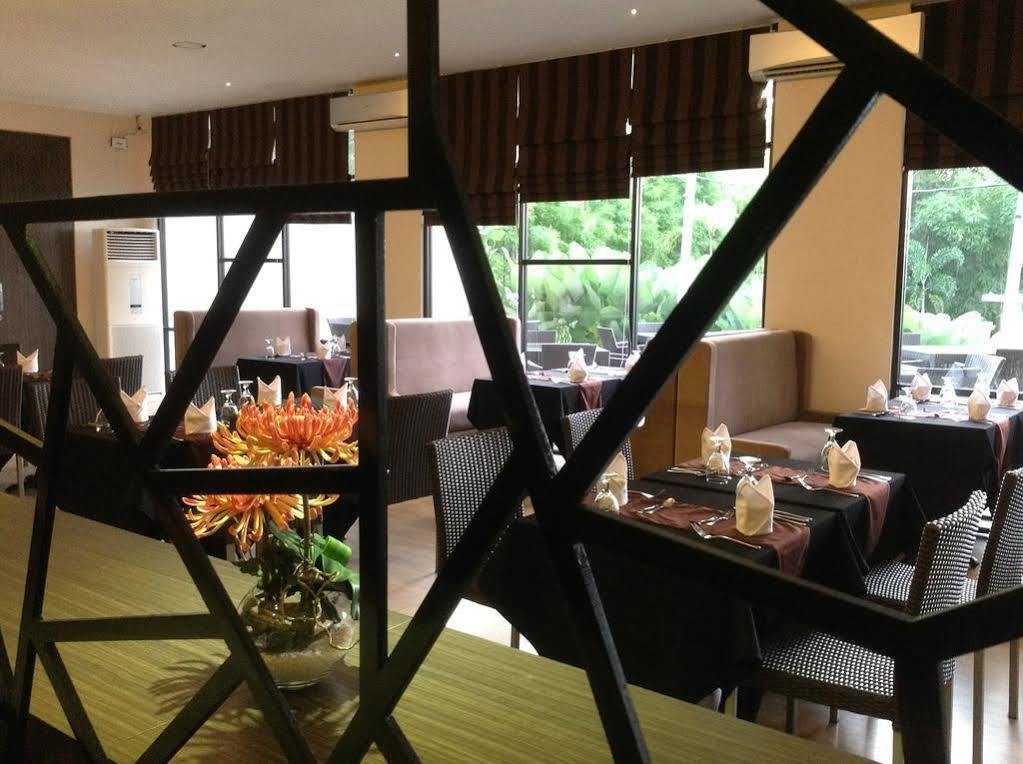 Grand Kecubung Hotel Pangkalanbuun Eksteriør billede